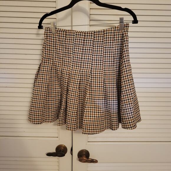 HYFVE Women's Checkered Pleated Mini Skirt Brown Beige Black Medium - Picture 2 of 5